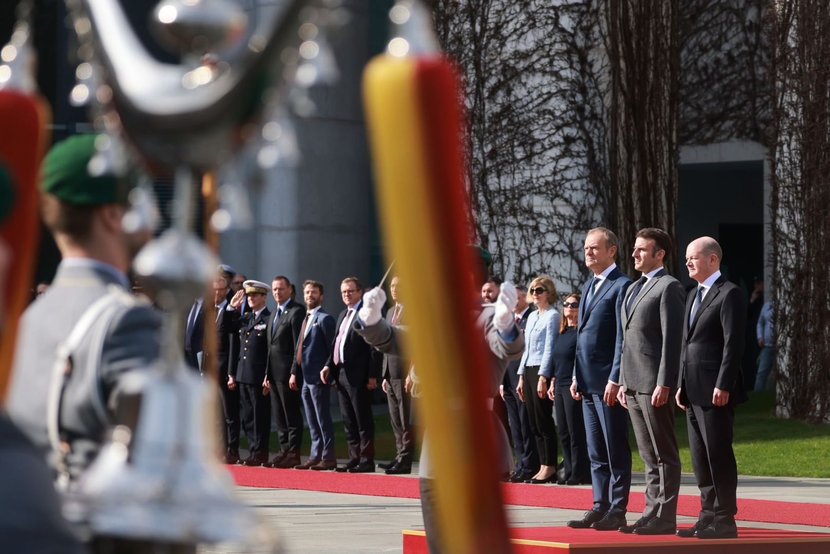 L'ALLEMAGNE, LA FRANCE ET LA POLOGNE S'ENGAGENT À FOURNIR DAVANTAGE D'ARMES À L'UKRAINE