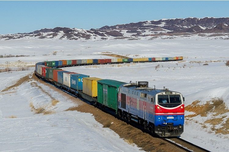 LE FRET FERROVIAIRE ET ROUTIER ENTRE LE KAZAKHSTAN ET L'UE AUGMENTE EN 2023