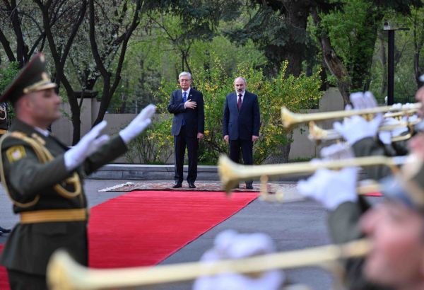 LE PRÉSIDENT DU KAZAKHSTAN ENTAME UNE VISITE OFFICIELLE EN ARMÉNIE