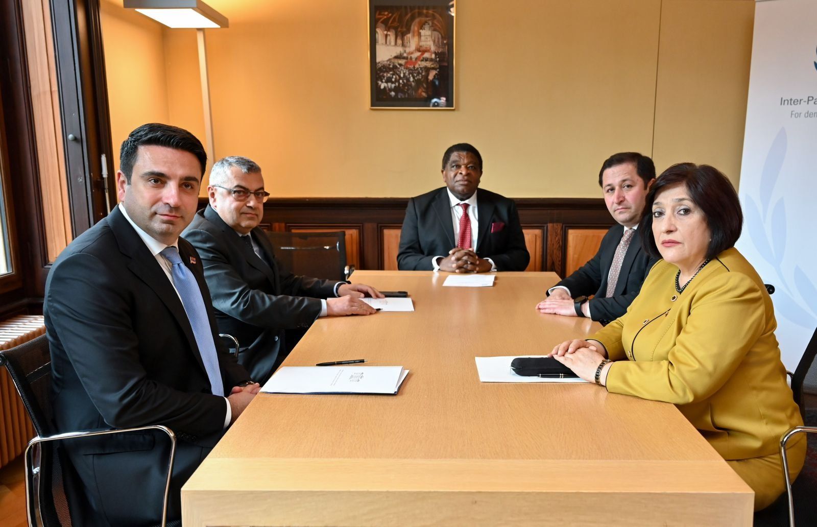 LES PRÉSIDENTS DES PARLEMENTS AZERBAÏDJANAIS ET ARMÉNIEN SE RENCONTRENT À GENÈVE