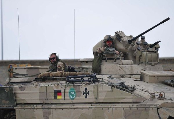 L'ALLEMAGNE PROPOSE UN FONDS DE DÉFENSE DE 500 MILLIARDS D'EUROS POUR L'UE