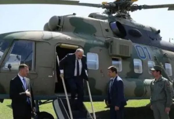 L'HÉLICOPTÈRE DU PREMIER MINISTRE ARMÉNIEN FAIT UN ATTERRISSAGE FORCÉ