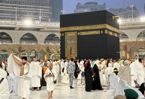 PLUS DE 1,5 MILLION DE MUSULMANS ÉTRANGERS ARRIVENT À LA MECQUE POUR LE HAJJ
