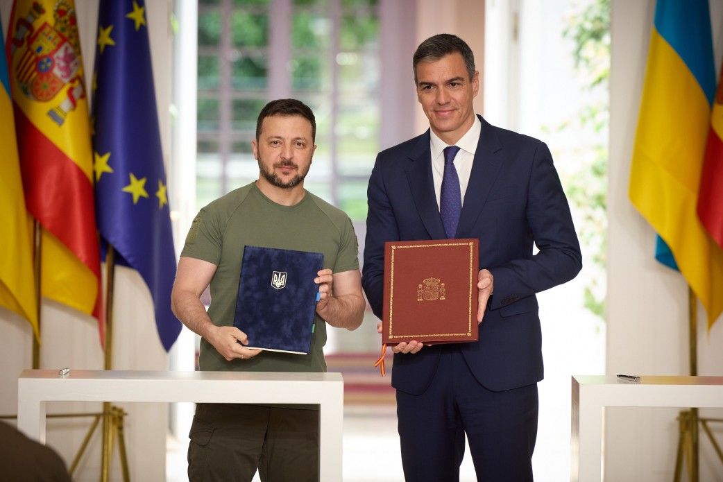 L'ESPAGNE S'ENGAGE À FOURNIR UNE AIDE MILITAIRE D'UN MILLIARD D'EUROS À L'UKRAINE EN 2024