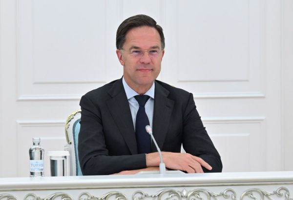 LA HONGRIE ET LA SLOVAQUIE S'ENGAGENT À SOUTENIR LA CANDIDATURE DU PM NÉERLANDAIS RUTTE AU POSTE DE SECRÉTAIRE GÉNÉRAL DE L'OTAN