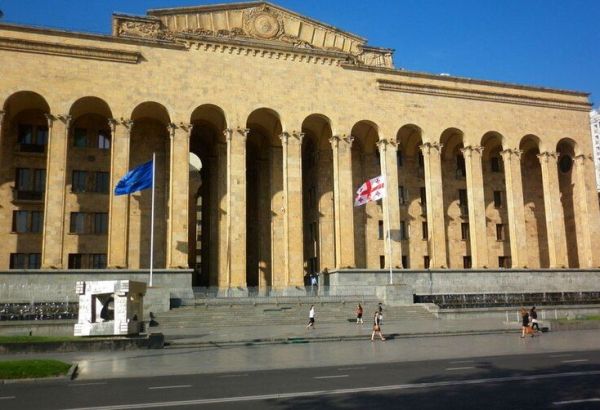 LE PARLEMENT GÉORGIEN PASSE OUTRE LE VETO PRÉSIDENTIEL AU PROJET DE LOI SUR LES "AGENTS DE L’ÉTRANGER"