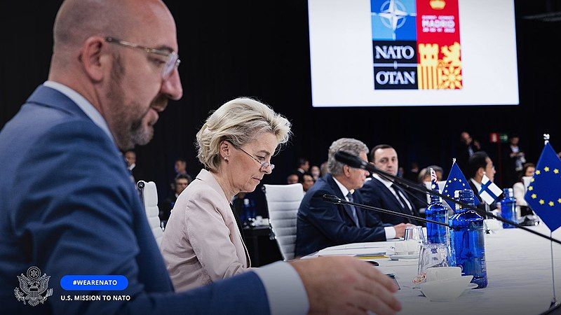 CHARLES MICHEL VEUT INTERDIRE À URSULA VON DER LEYEN DE PARTICIPER AUX NÉGOCIATIONS SUR LE POSTE DE PRÉSIDENT DE LA COMMISSION EUROPÉENNE