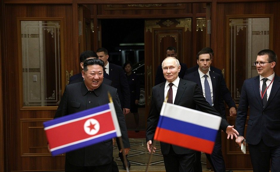 POUTINE ARRIVE EN CORÉE DU NORD POUR UNE VISITE D’ÉTAT