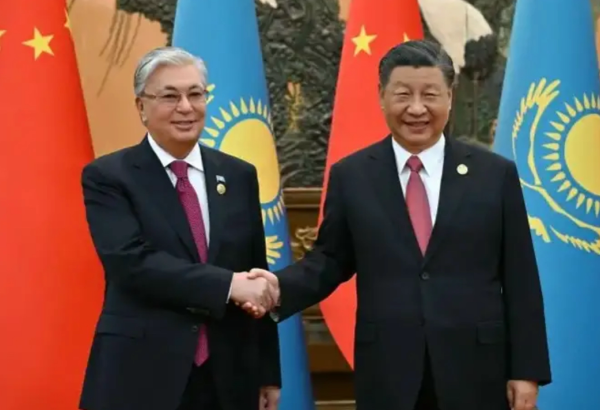 LE PRÉSIDENT CHINOIS ENTAME UNE TOURNÉE DIPLOMATIQUE EN ASIE CENTRALE