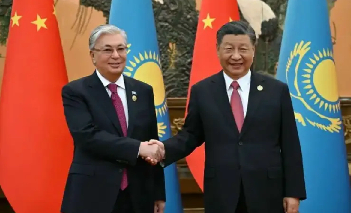 LE PRÉSIDENT CHINOIS ENTAME UNE TOURNÉE DIPLOMATIQUE EN ASIE CENTRALE