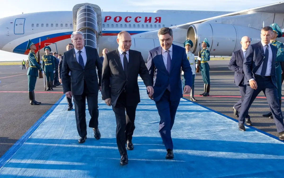 VLADIMIR POUTINE ARRIVE À ASTANA POUR PARTICIPER AU SOMMET DE L'ORGANISATION DE COOPÉRATION DE SHANGHAI (OCS)