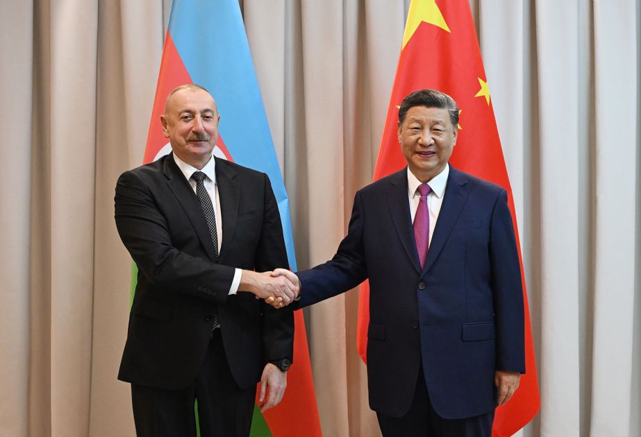LA CHINE ET L'AZERBAÏDJAN CONCLUENT UN PARTENARIAT STRATÉGIQUE D’IMPORTANCE POUR LES DEUX PAYS