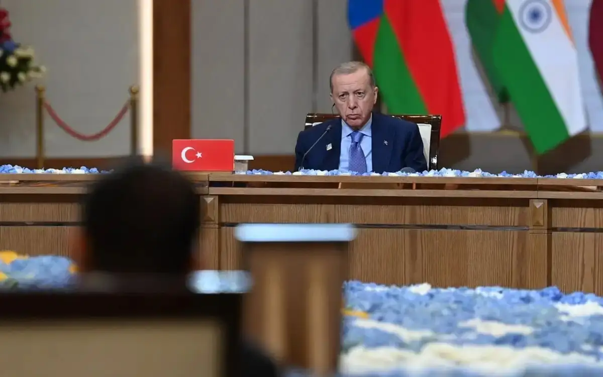 LE PRÉSIDENT TURC SE REND EN CHYPRE DU NORD