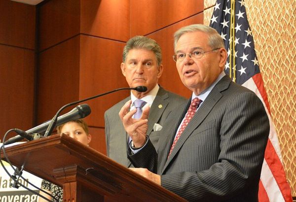LE SÉNATEUR AMÉRICAIN BOB MENENDEZ CONDAMNÉ POUR CORRUPTION