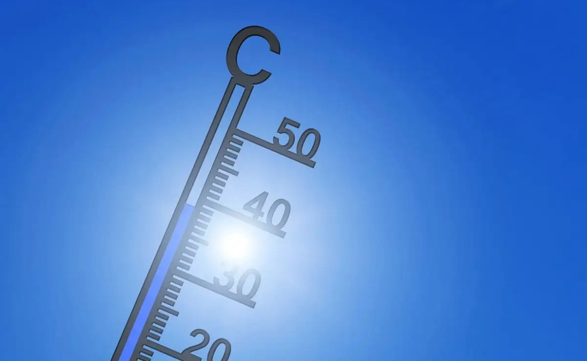 LE SERVICE DE SURVEILLANCE CLIMATIQUE DE L'UE ESTIME QUE 2024 SERA "CERTAINEMENT" L'ANNÉE LA PLUS CHAUDE JAMAIS ENREGISTRÉE
