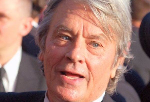 ALAIN DELON, STAR DU CINÉMA FRANÇAIS, MEURT À L'ÂGE DE 88 ANS