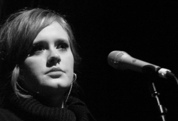 ADELE ANNONCE L'ARRÊT DE SA.CARRIÈRE MUSICALE