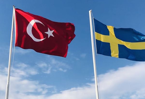 LA TURQUIE ET LA SUÈDE SE PENCHENT SUR LA SÉCURITÉ POUR LUTTER CONTRE LE TERRORISME