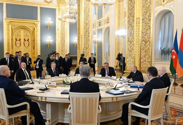 L'IMPORTANCE DE LA RÉUNION DES ÉTATS DE CEI À MOSCOU POUR LES POURPARLERS DE PAIX ENTRE BAKOU ET EREVAN