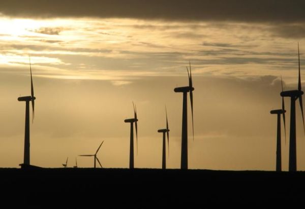 RIYAD ET BAKOU S'UNISSENT POUR STIMULER L'EFFICACITÉ ÉNERGÉTIQUE ET LE DÉVELOPPEMENT DU CAPTAGE DU CARBONE