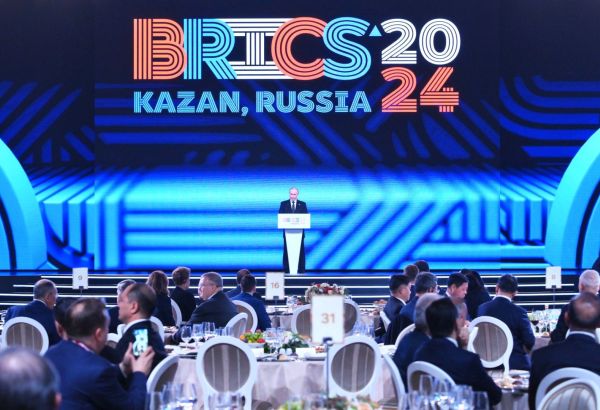LE ZIMBABWE AVANCE SUR LA VOIE DE L'ADHÉSION AUX BRICS