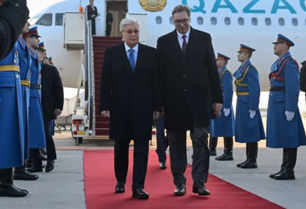 LE PRÉSIDENT KAZAKH ARRIVE EN SERBIE POUR UNE VISITE OFFICIELLE