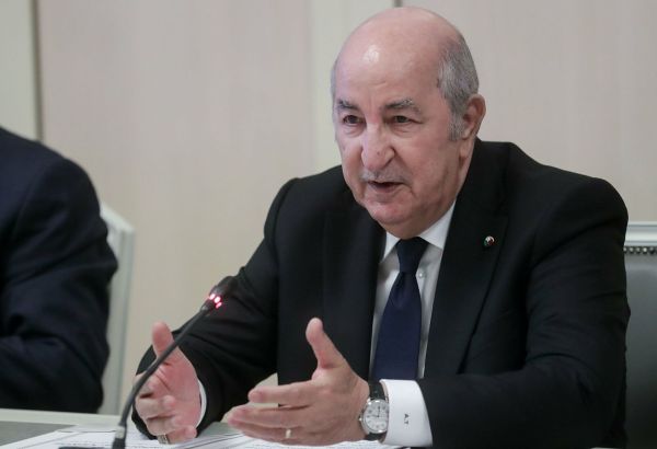 LE PRÉSIDENT ALGÉRIEN APPELLE LES PAYS AFRICAINS À L'UNITÉ