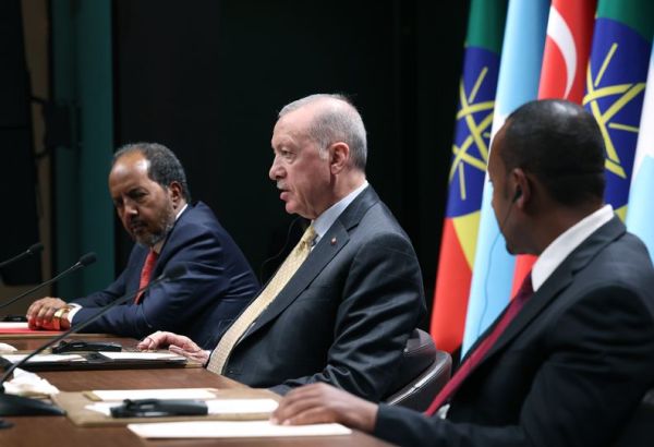 LA SOMALIE ET L'ÉTHIOPIE RENOUENT DES LIENS APRÈS DES POURPARLERS SOUS LA MÉDIATION DE TURQUIE