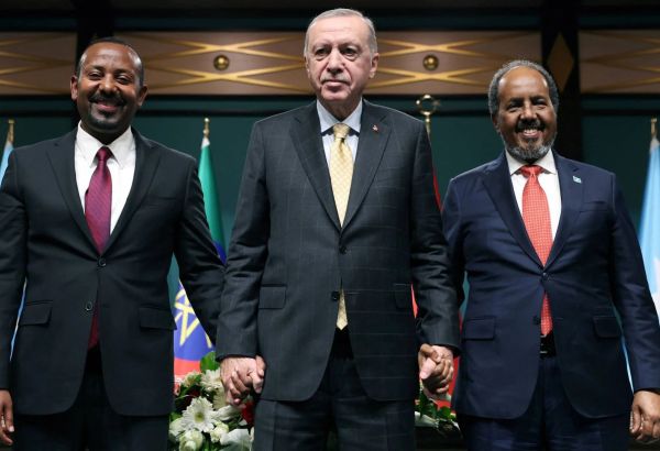 LA MÉDIATION DE LA TURQUIE FAVORISE LE DÉGEL DES RELATIONS ENTRE LA SOMALIE ET L'ÉTHIOPIE