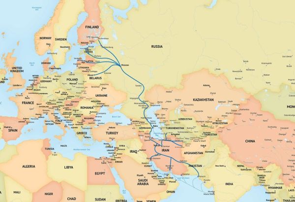 L'AZERBAÏDJAN, LA RUSSIE ET L'IRAN SE RÉUNISSENT POUR DISCUTER DE LA CONSTRUCTION DE LA LIGNE FERROVIAIRE RASHT-ASTARA