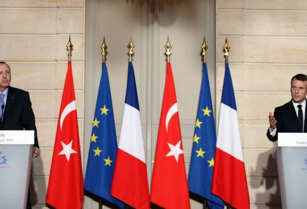 LA TURQUIE SALUE LA DÉCISION DE L'UE DE SUSPENDRE LES SANCTIONS CONTRE LA SYRIE