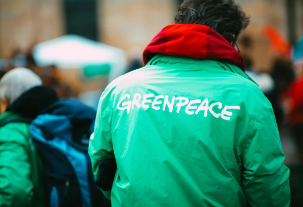 GREEPEACE RISQUE D'ÊTRE FAILLITE