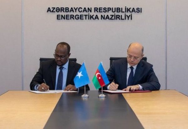 LA SOMALIE ET L'AZERBAÏDJAN ÉTEND LEUR COOPÉRATION ÉNERGÉTIQUE AVEC LA SIGNATURE D'UN MÉMORANDUM D'ENTENTE SUR LE PÉTROLE ET LE GAZ