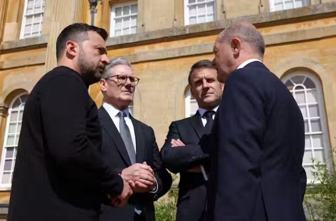 LE ROYAUME-UNI ET LA FRANCE VONT ÉLABORER UN PLAN DE PAIX COMMUN POUR L'UKRAINE
