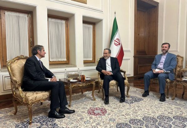 LE CHEF DE L'AIEA À TÉHÉRAN: L'IRAN DOIT PROUVER QUE SON PROGRAMME NUCLÉAIRE EST PACIFIQUE