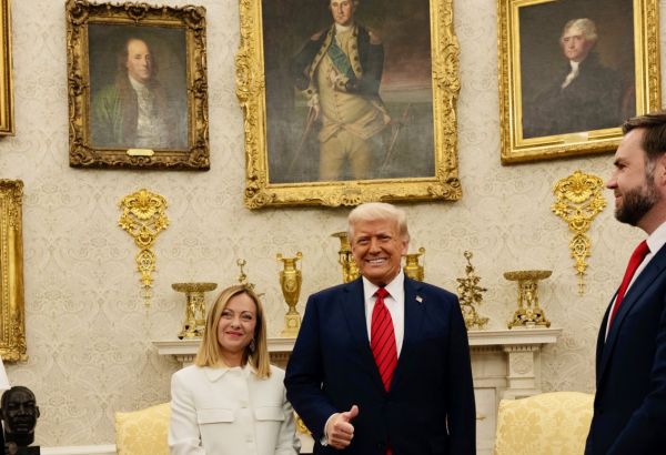 MELONI ET TRUMP SE RENCONTRENT À WASHINGTON ET S'ENGAGENT À RENFORCER LES LIENS ENTRE LES ÉTATS-UNIS ET L'UE
