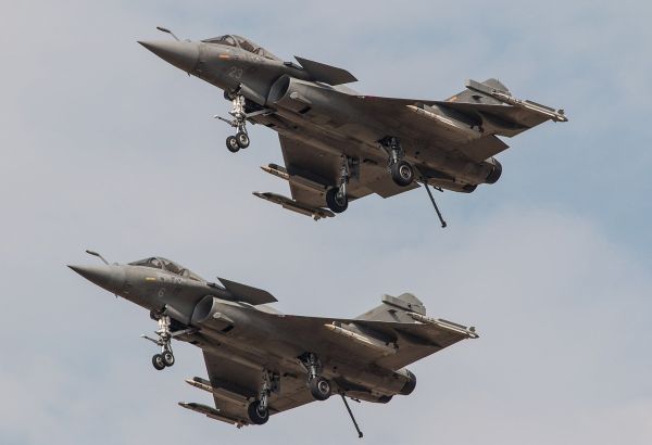 L'INDE PRÉVOIT D'ACHETER 26 AVIONS DE COMBAT RAFALE MARINE À LA FRANCE