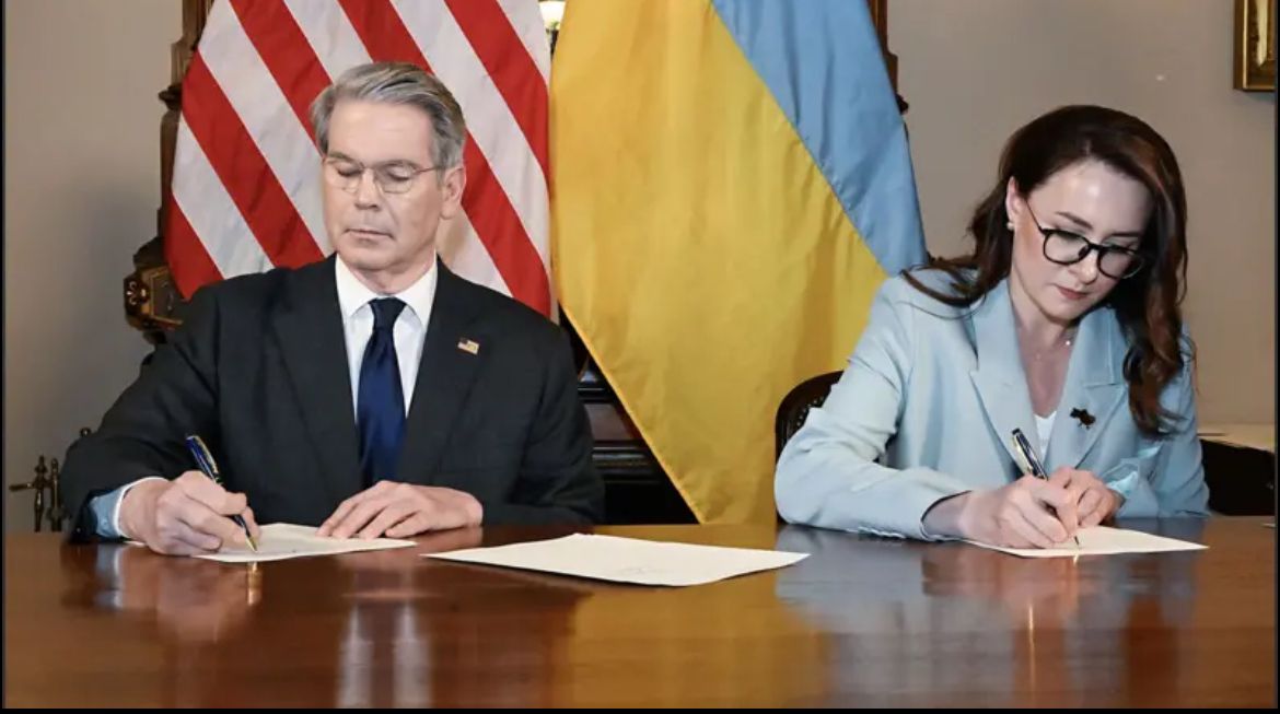 L'UKRAINE ET LES ÉTATS-UNIS SIGNENT L'ACCORD SUR LES MINÉRAUX TANT ATTENDU PAR TRUMP