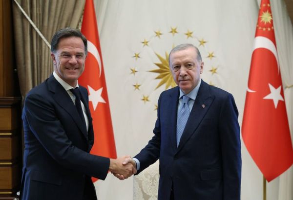 LE CHEF DE L'OTAN ESTIME QUE LA TURQUIE EST LA CLÉ D'UNE PERCÉE DANS LE PROCESSUS DE PAIX EN UKRAINE