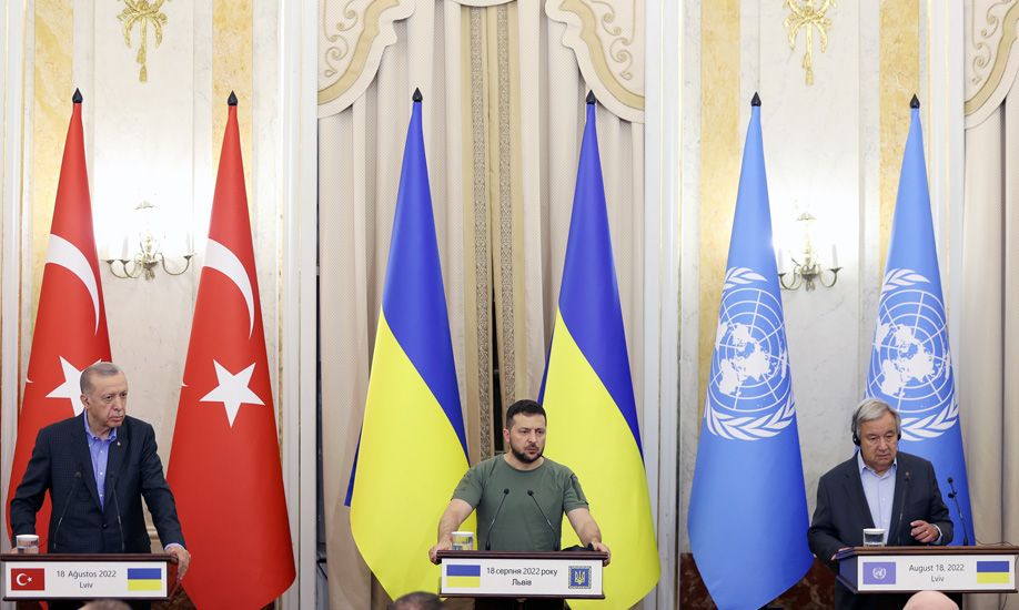 LE RÔLE D'ANKARA EN TANT QUE MÉDIATEUR MONDIAL