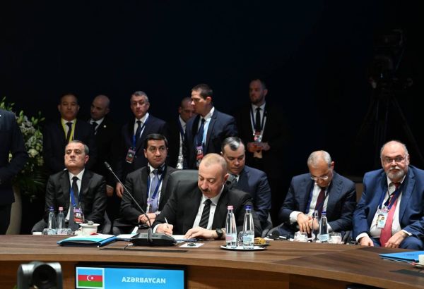 LES ÉTATS TURCIQUES CONSOLIDENT LEUR UNITÉ AVEC L'IMPORTANTE DÉCLARATION DE BUDAPEST
