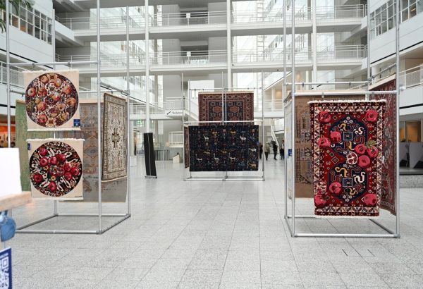 SPLENDEUR DES TAPIS AZERBAÏDJANAIS EXPOSÉE AUX PAYS-BAS