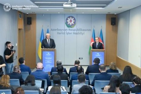 LE MINISTRE UKRAINIEN DES AFFAIRES ÉTRANGÈRES, EN DÉPLACEMENT À BAKOU, AFFIRME QUE SON PAYS SOUHAITE METTRE FIN À LA GUERRE AVEC LA RUSSIE CETTE ANNÉE