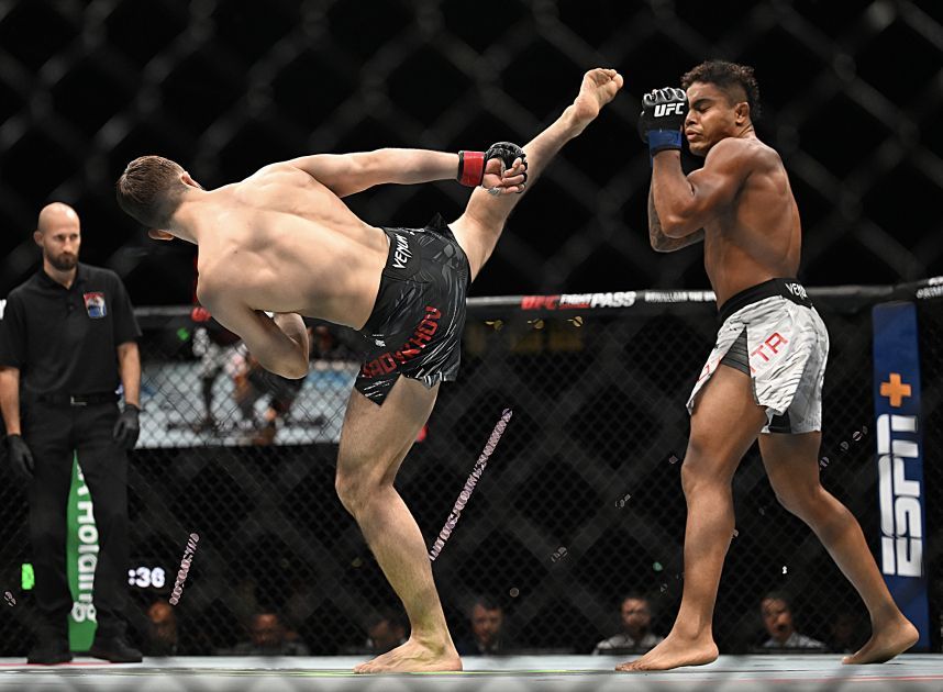 L'UFC FAIT DES DÉBUTS HISTORIQUES À BAKOU AVEC 24 COMBATTANTS ET 12 VAINQUEUR