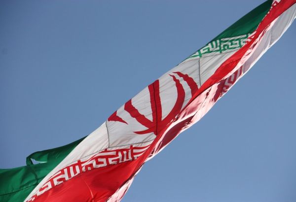 L'IRAN LANCE UNE « PUISSANTE » ATTAQUE DE MISSILES CONTRE LA BASE AÉRIENNE AMÉRICAINE AU QATAR