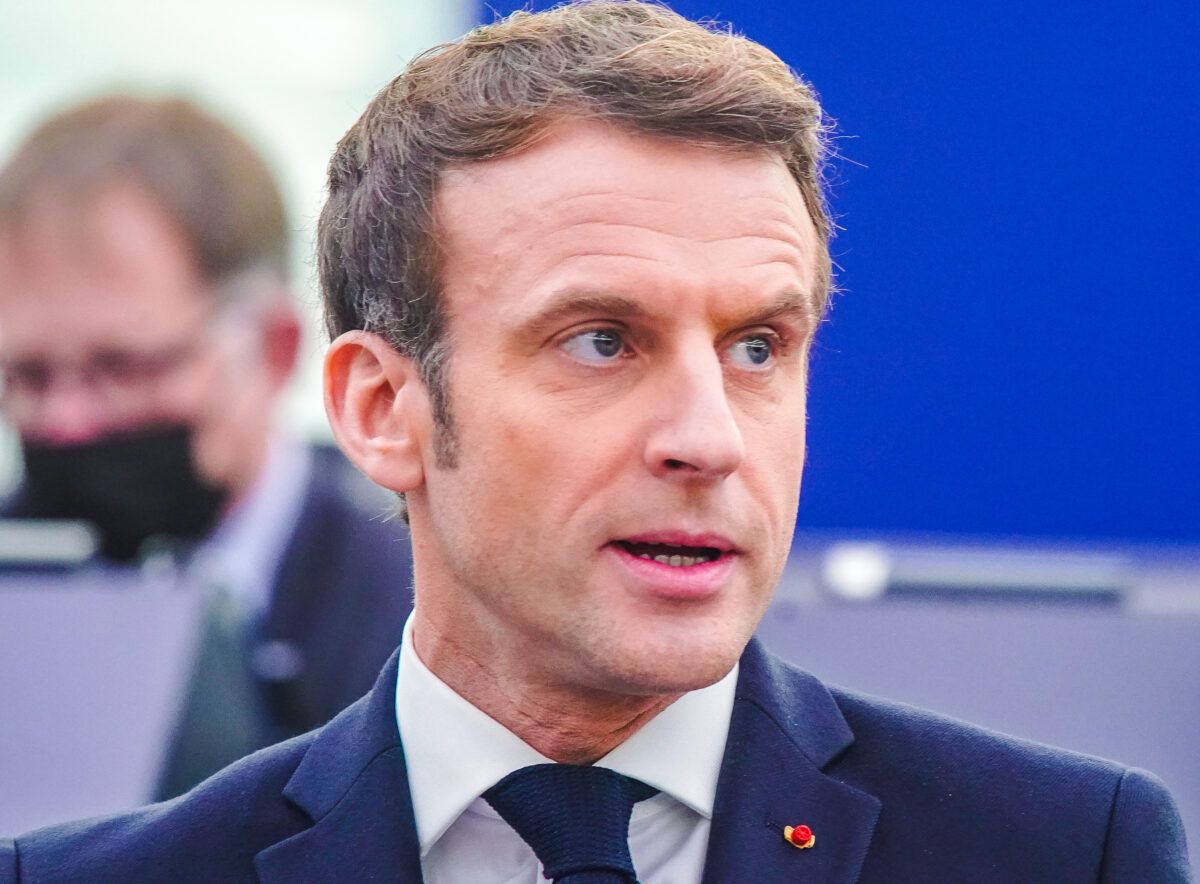 MACRON LAISSE ENTENDRE UN RETOUR EN POLITIQUE APRÈS LA FIN DE SON MANDAT