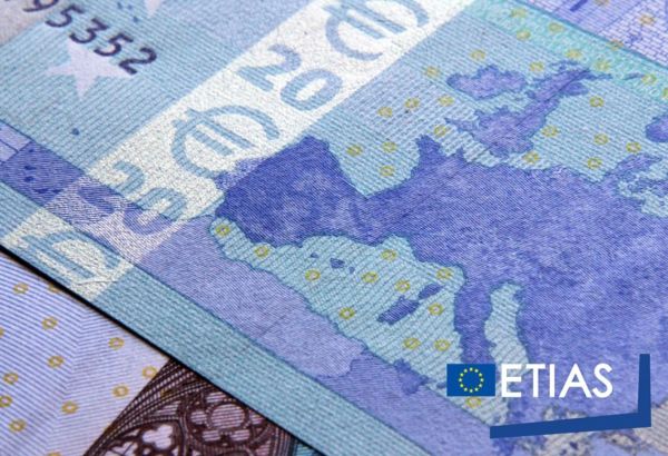 LES ÉTATS-UNIS ET L'UE AUGMENTENT LES DROITS D'ENTRÉE POUR LES TOURISTES ÉTRANGERS