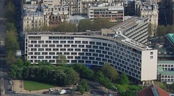LA FRANCE RÉAFFIRME SON SOUTIEN INDÉFECTIBLE À L'UNESCO MALGRÉ LE RETRAIT DES ÉTATS-UNIS