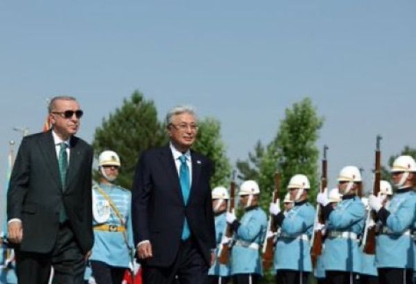 LE KAZAKHSTAN ET LA TURQUIE CHERCHENT À FIXER DE NOUVEAUX OBJECTIFS DE COOPÉRATION