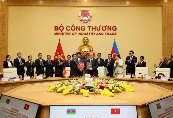 PARTENARIAT ENTRE LE VIETNAM ET L'AZERBAÏDJAN AXÉ SUR L'ÉNERGIE ET LES INFRASTRUCTURES